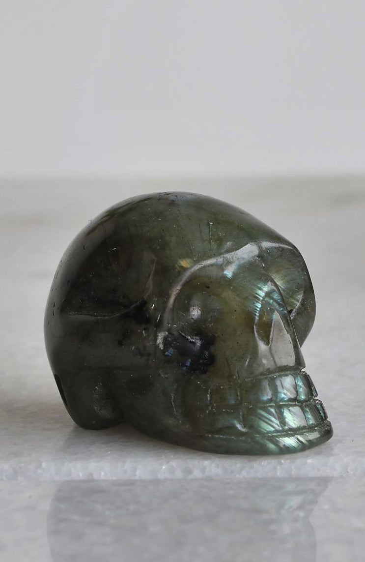 Labradorite Skull AA 40mm